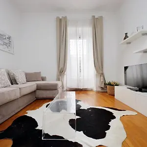  Apartment Cozy Domus - Italy